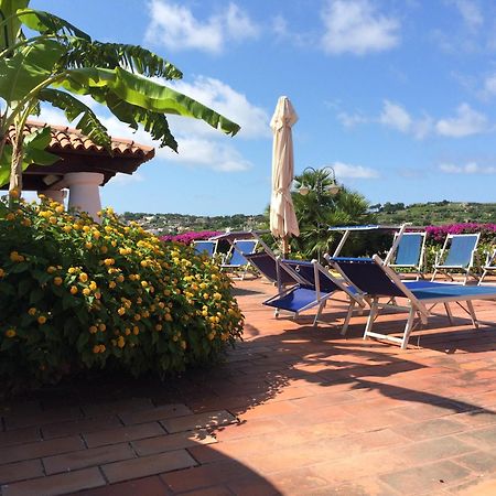 Villetta Con Giardino Esclusivo Di 1000 Mq, Piscina, Tennis, Calcio, Bocce Forio di Ischia Eksteriør billede