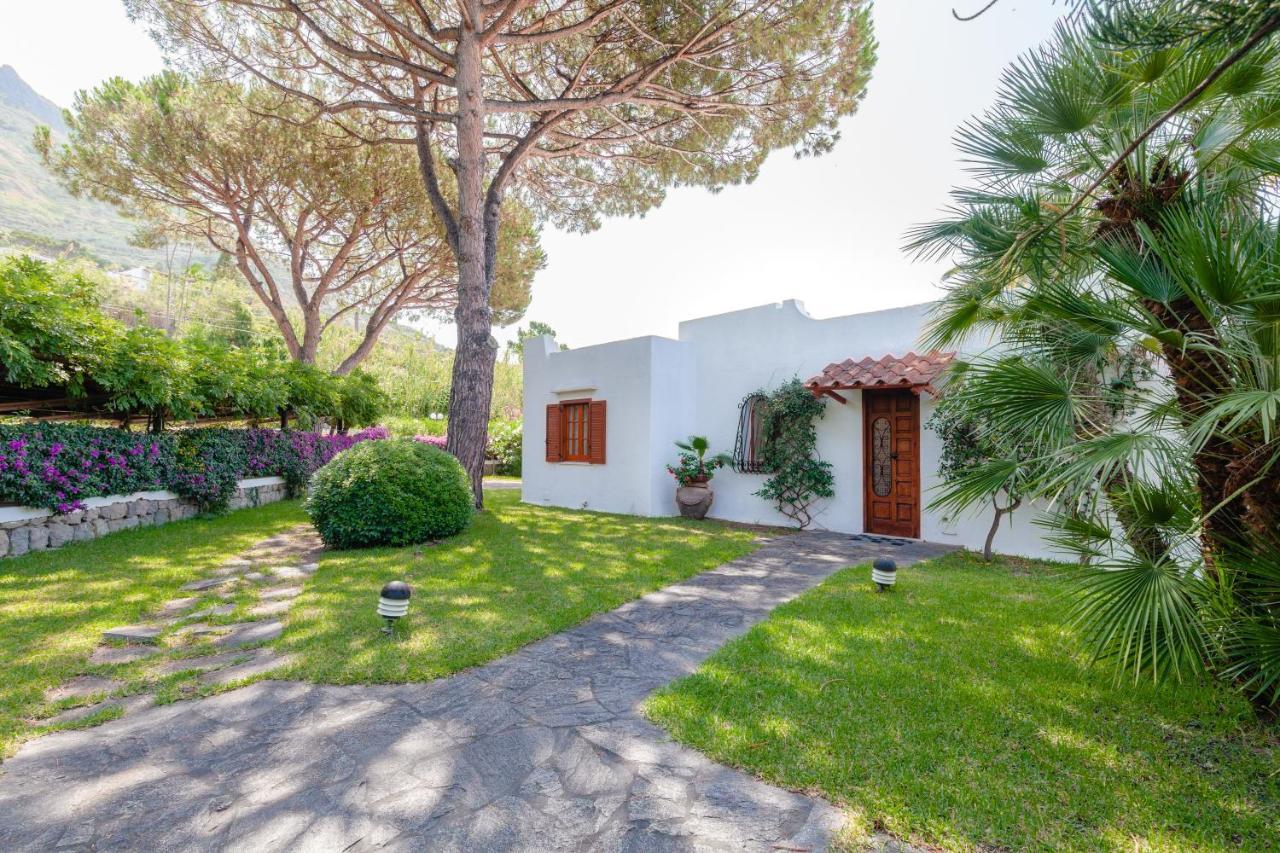 Villetta Con Giardino Esclusivo Di 1000 Mq, Piscina, Tennis, Calcio, Bocce Forio di Ischia Eksteriør billede