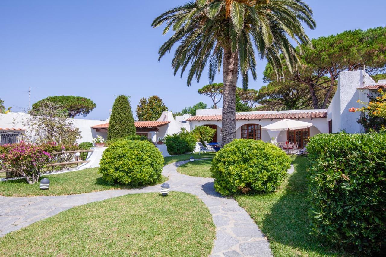 Villetta Con Giardino Esclusivo Di 1000 Mq, Piscina, Tennis, Calcio, Bocce Forio di Ischia Eksteriør billede